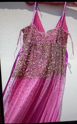 Vestido de tul y lentejuelas