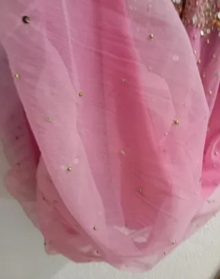 Vestido de tul y lentejuelas