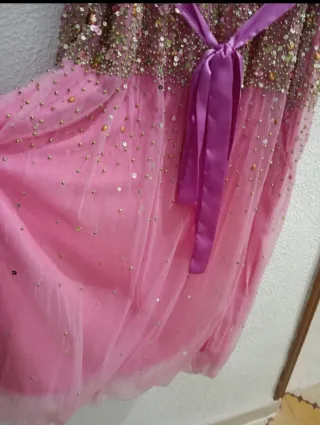 Vestido de tul y lentejuelas