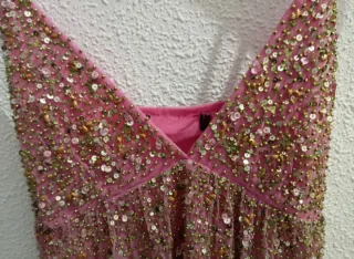 Vestido de tul y lentejuelas