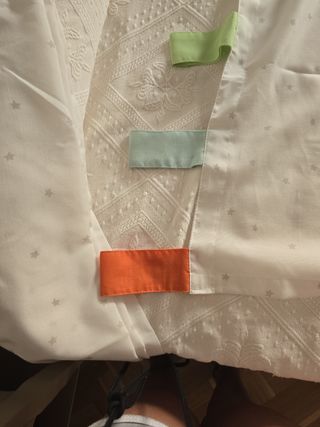 Cortinas infantiles blancas con estrellas