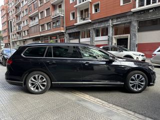 Volkswagen Passat 2.0 TDI R-Line año 2019
