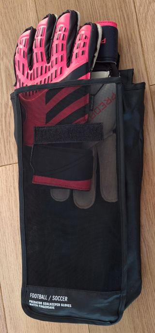 Lote Guantes portero AdidasPredator T9.5 + Spray