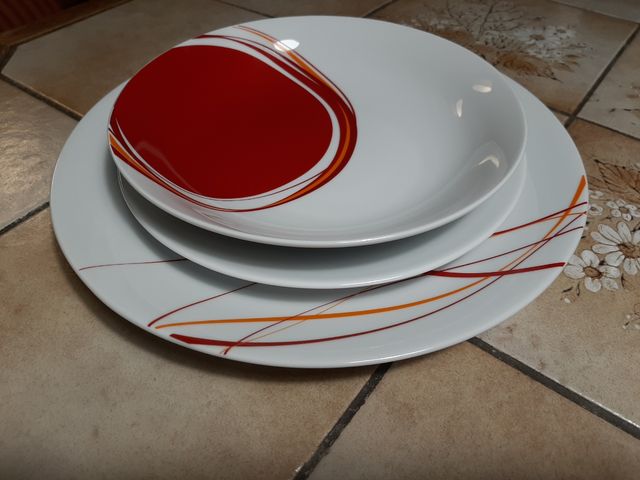 Vajilla La Rose Des Sables, Limoges.