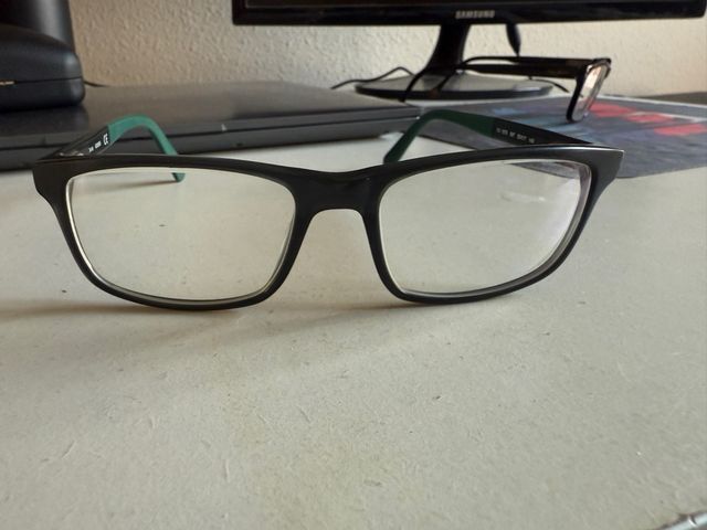 Gafas Guess - Negras y Verdes