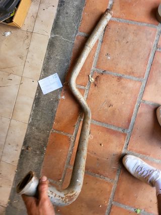 Vecchio collettore di scarico Perkins