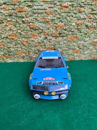Alpine Renault A310 – Rally – Escala 1:18 – IXO