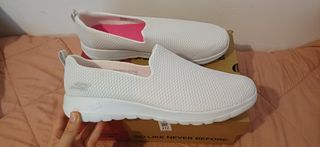 Skechers Go Walk MAX-Athletic Air Mesh Slip On