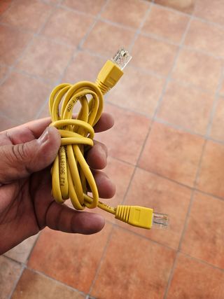 Cables de varios tipos. Consultar.