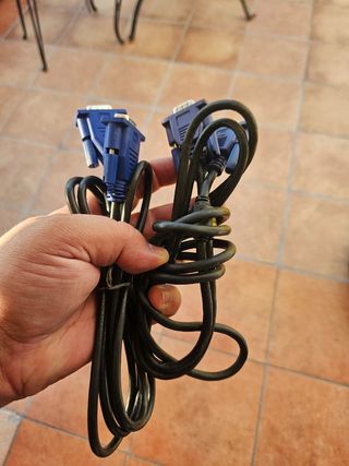 Cables de varios tipos. Consultar.