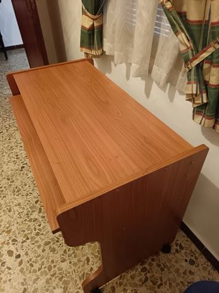 Mesa escritorio madera marrón