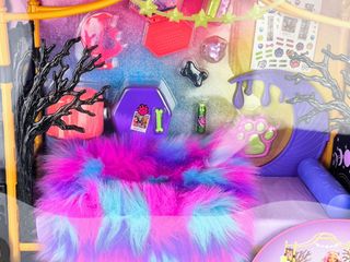 MONSTER HIGH HABITACIÓN DE CLAWDEEN WOLF 