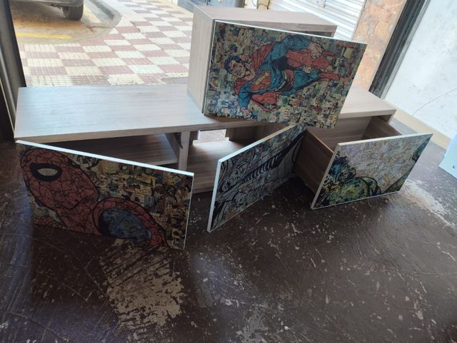 Mueble salón-dormitorio comics