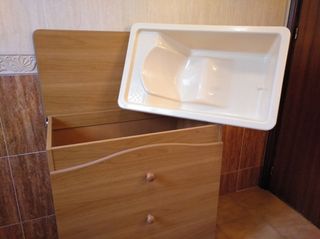 Cambiador bebé con bañera integrado