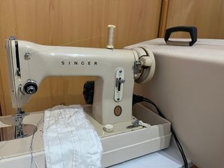 Máquina coser Singer Antigua