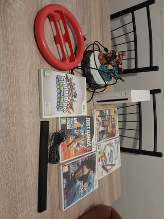 Wii + 5 juegos + accesorios