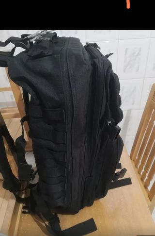 Mochila táctica militar negra 50L•NUEVA A ESTRENAR