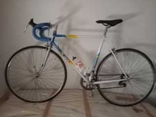 Bicicleta carretera Orbea y complementos 