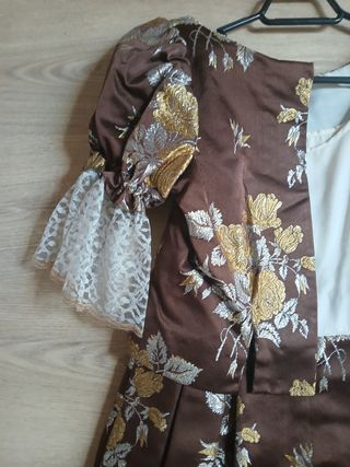 Traje Fallera  marrón-dorado