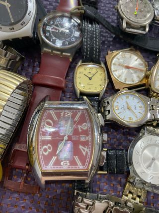 GRAN LOTE DE RELOJES.