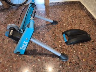 Rodillo Tacx - Bicicleta