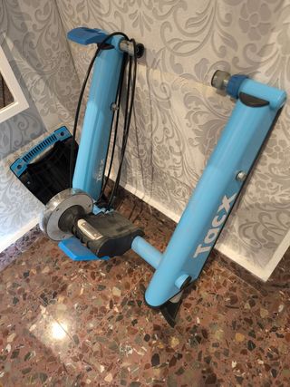 Rodillo Tacx - Bicicleta