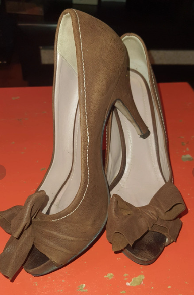 Tacones Gloria Ortiz marrones