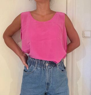 Blusa seda amarilla y rosa sin mangas