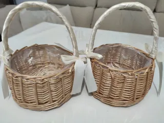 Cabecero de madera provenzal + mesita de noche.
