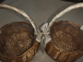 Cabecero de madera provenzal + mesita de noche.