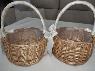 Cabecero de madera provenzal + mesita de noche.