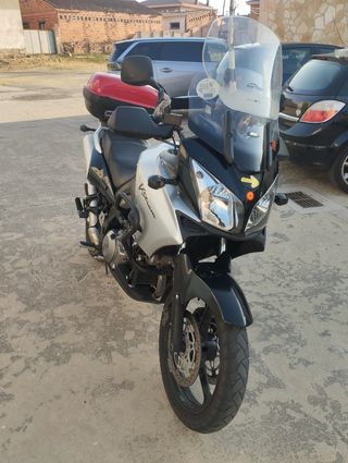 Suzuki VStrom 1000 - Moto