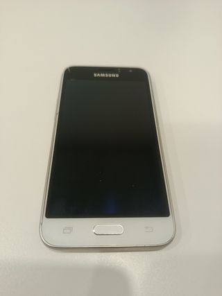 Samsung Galaxy J1 (2016) Blanco