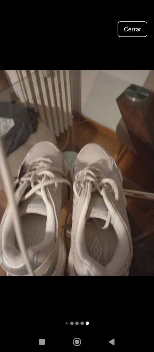 Zapatillas Lefties beige y plata