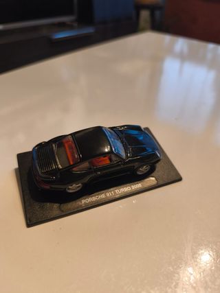 Porsche 911 Turbo 2000 1/43