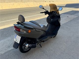 Suzuki Burgman 150cc - Scooter A2