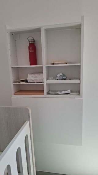 Escritorio-armario blanco plegable