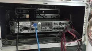 Amplificador AMPEG SVT-3 Pro
