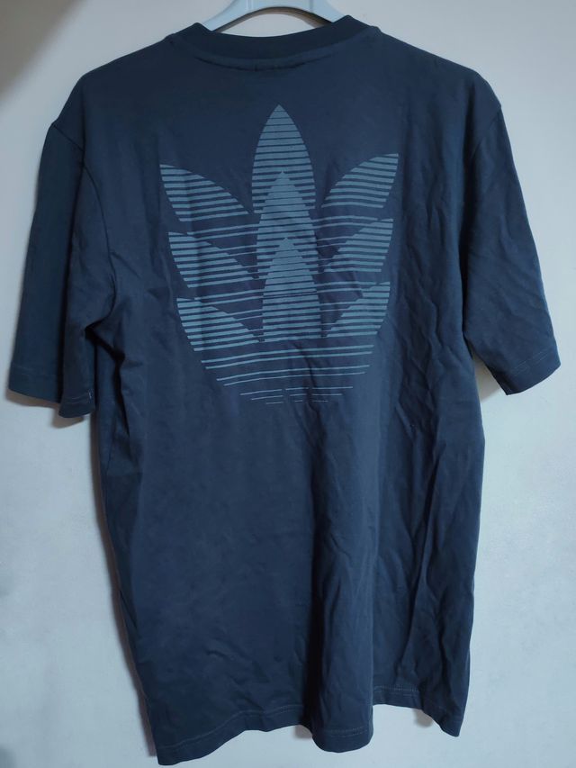 Camiseta Adidas NUEVA con ETIQUETAS