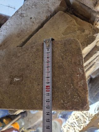Ladrillos antiguos - 100+ uds 
1€/ladrillo