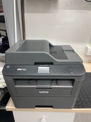 Impresora Brother MFC-L2740DW