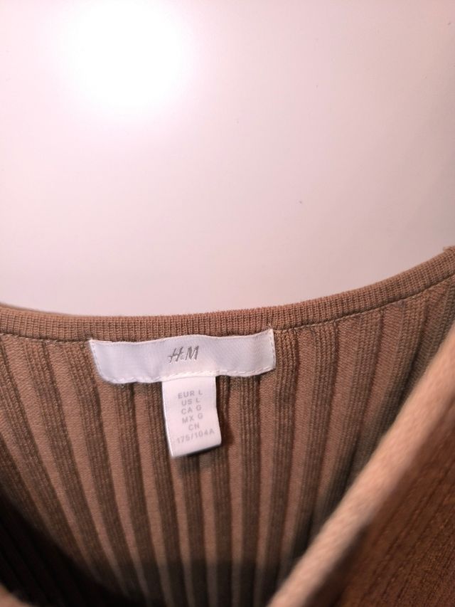 Vestido marrón de punto