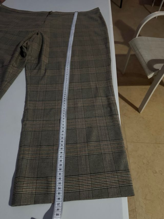 Pantalón invierno cuadros marrón beige. T 60