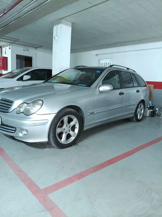 Mercedes-Benz Clase C 2004