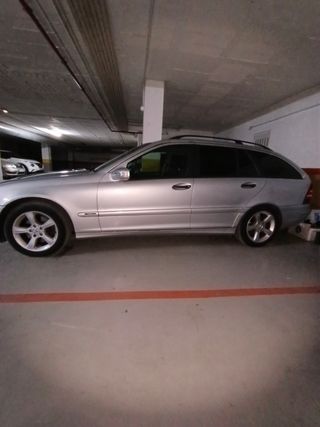 Mercedes-Benz Clase C 2004