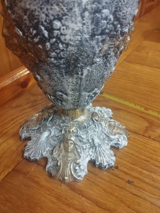Jarras bronce estilo antiguo