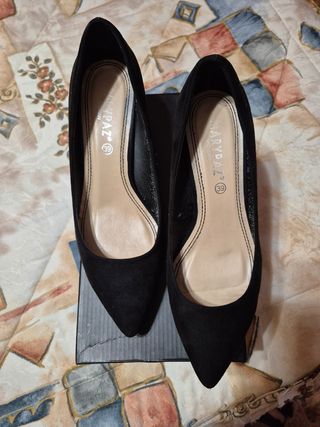 Zapatos MARYPAZ negros, talla 39
