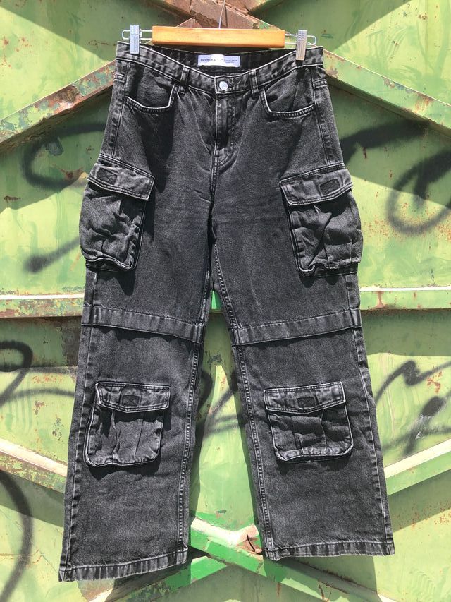 Pantalones Cargo Bershka negros
