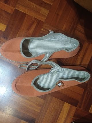 Zapatos mujer hebilla planos