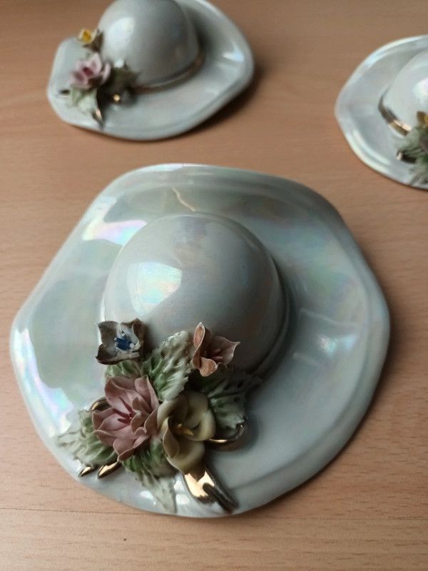 3 Chapeús Loiça Decorativos